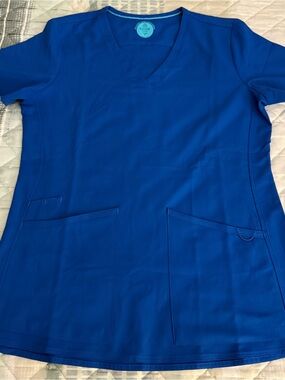 Zavate Studio Women's Royal Blue V-Neck Scrub Top size Small NWOT